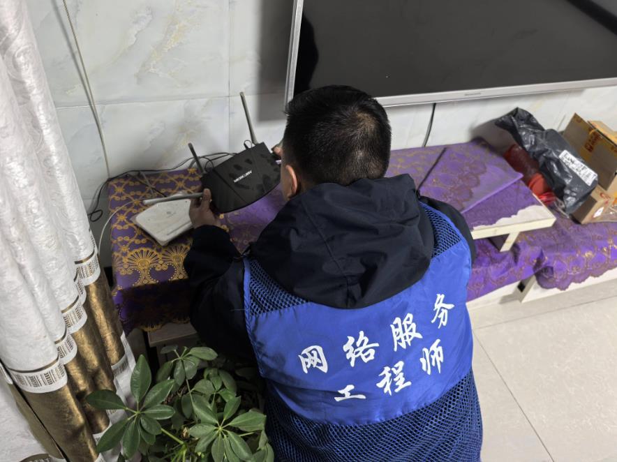 新型詐騙，已有多個小區居民被騙！看到這個請立即報警！