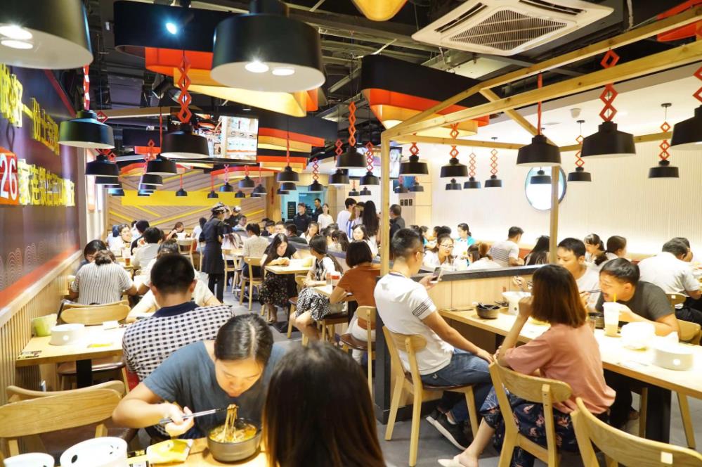 餐飲店裝修多少錢一平？